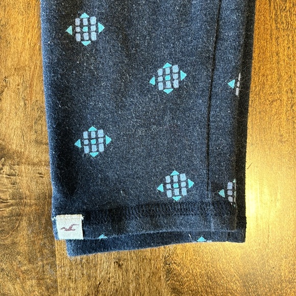 Hollister leggings. - Picture 3 of 5